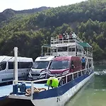 Rozafa Ferry & Hostal