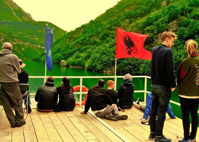 Hostel Rozafa Ferry & Koman